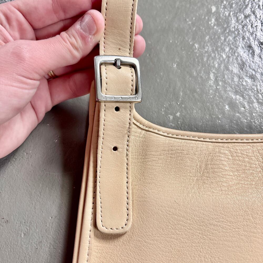 Coach Vintage Hippie Flap Crossbody Bag Bone White Leather Hobo 9135 - Picture 10 of 10